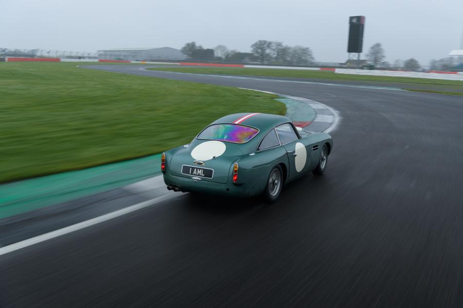  Aston Martin DB4 GT Continuation 2017 года  (WW) (фото 61 из 83)